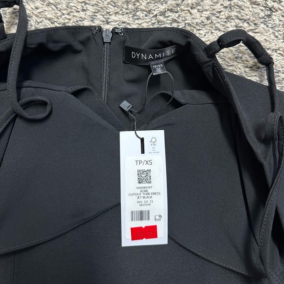 Dynamite Sweetheart Cut Out Midi Dress - Picture 7 of 9